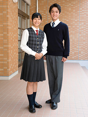 熊本県の中学校高校の制服売るなら制服買取制服屋さん。制服屋さんでは現在熊本県の中学校高校の制服を買取強化中です。制服専門の査定スタッフが常に買取価格、買い取り相場をチェックしているので常に高額買取ができます！